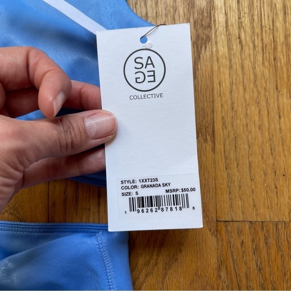 NEW Sage Workout Set Bike Shorts and Sporta Bra Granada Sky Size Small NWT - Picture 7 of 8